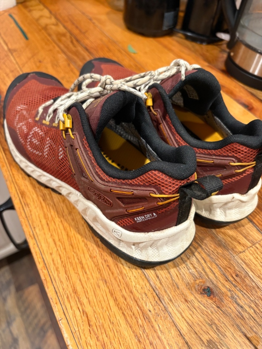Women’s Keen Hiking Sneakers - Picture 3 of 4